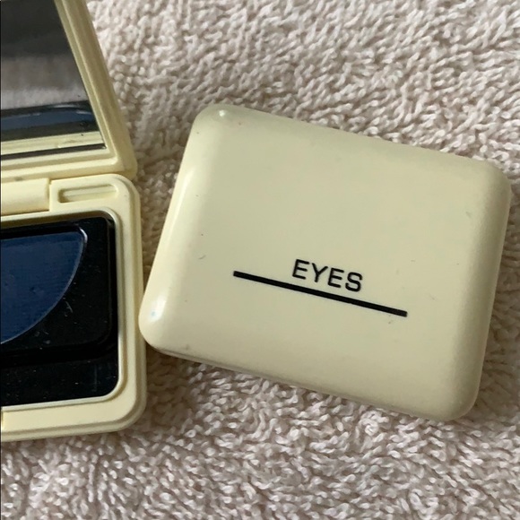 💰New 2 ultima ll eyeshadows - Picture 2 of 3